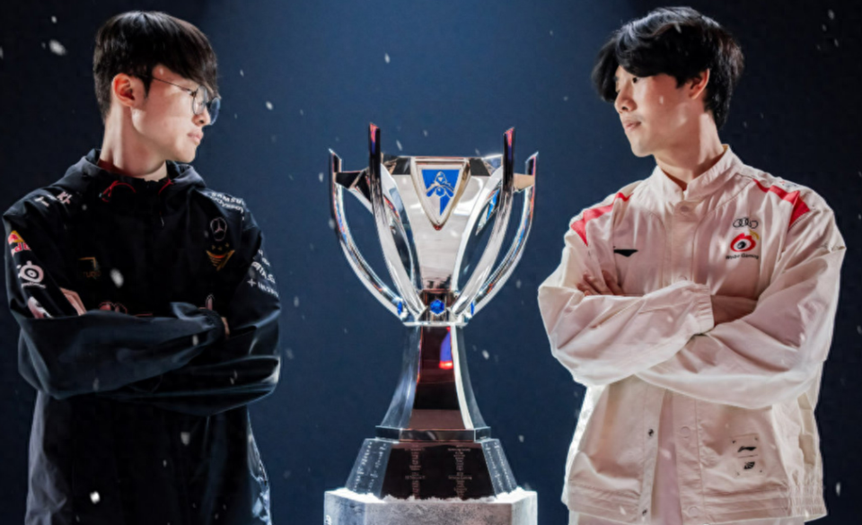 九游手机游戏平台关于Faker重返赛场，败北首场状态出色，MAD观众沸腾！的信息