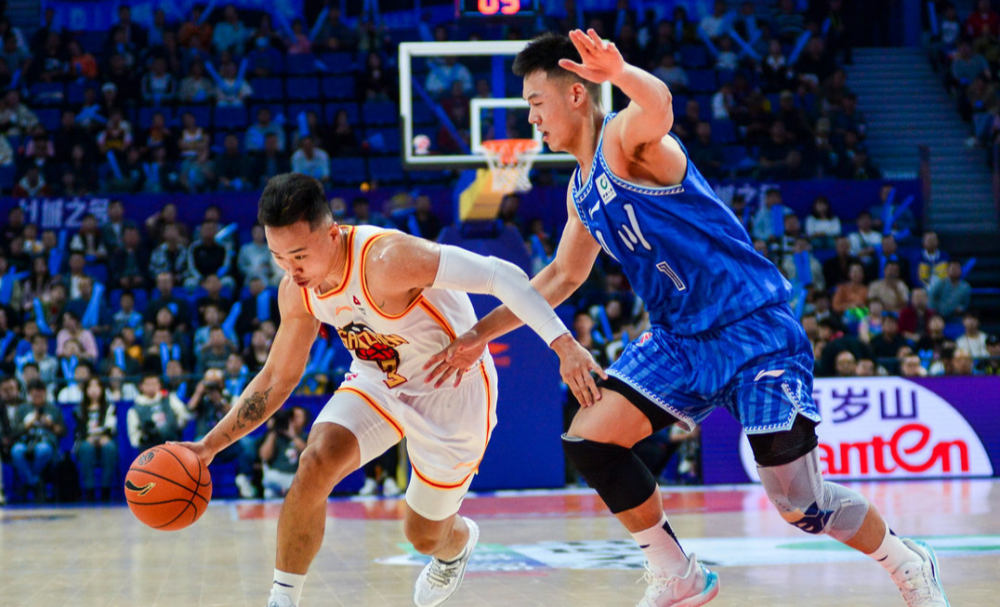 九游账号登录关于深圳男篮迎CBA季后赛关键赛，赛前门线救险，悬念犹存，阵容厚度经受考验的信息