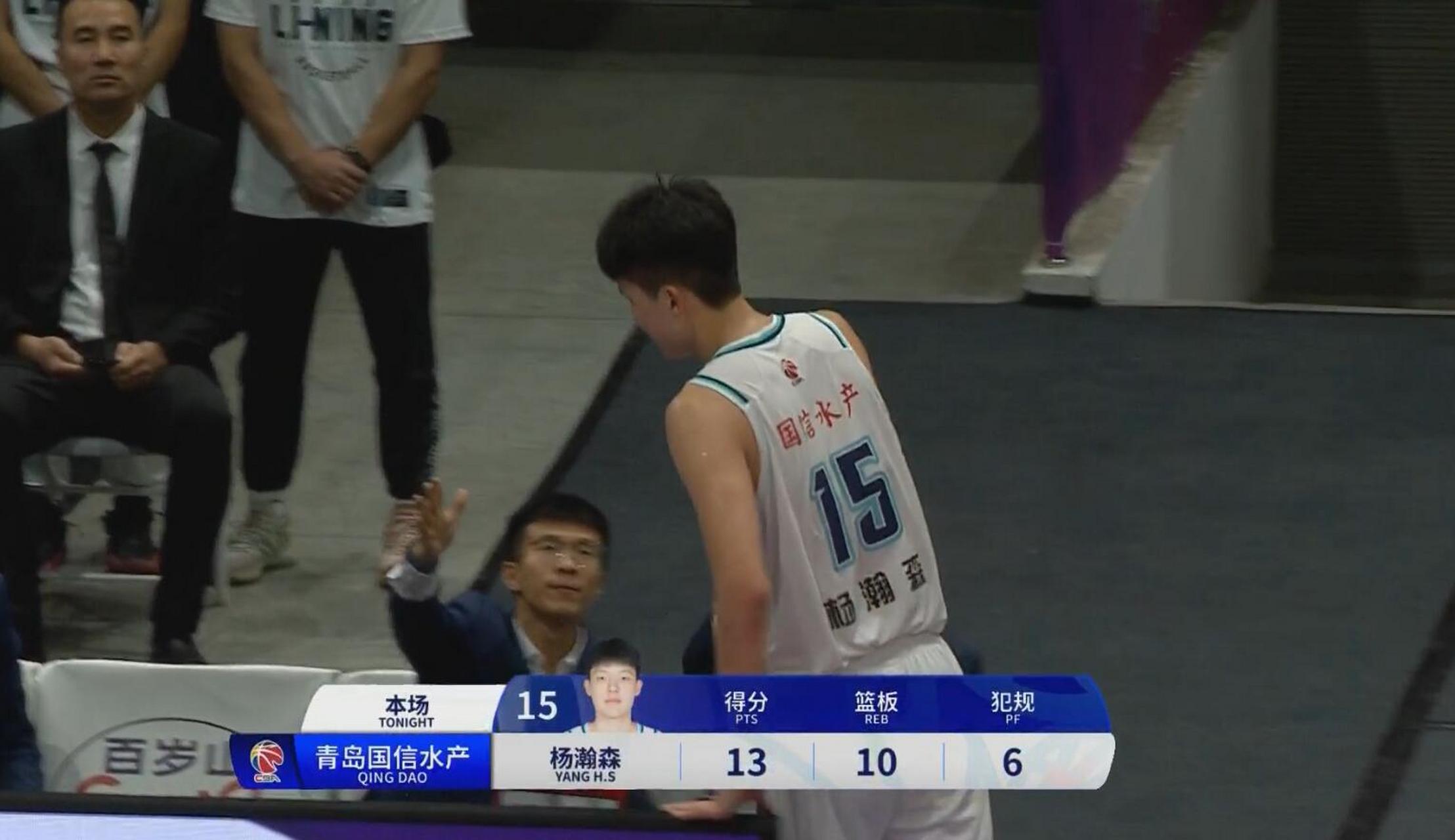 九游中国官方网站赛后体能课后；武汉三镇复出首秀备战CBA季后赛；态度坚定；团队化学反应显著的简单介绍